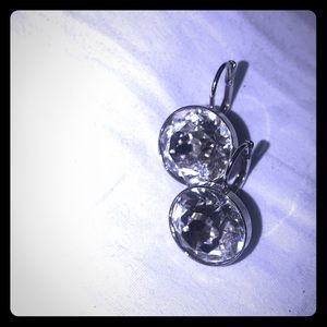 💎Swarovski round earrings💎